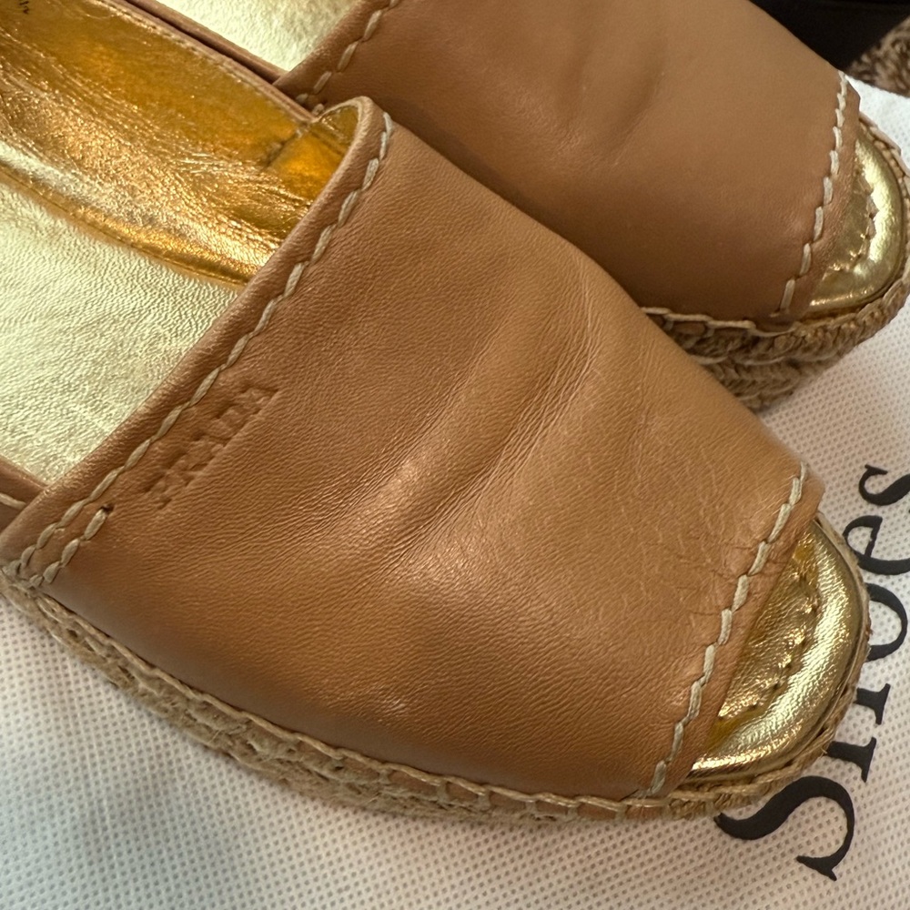 Prada Wedges Sandals Tan Leather with Gold Accents - Picture 2 of 5